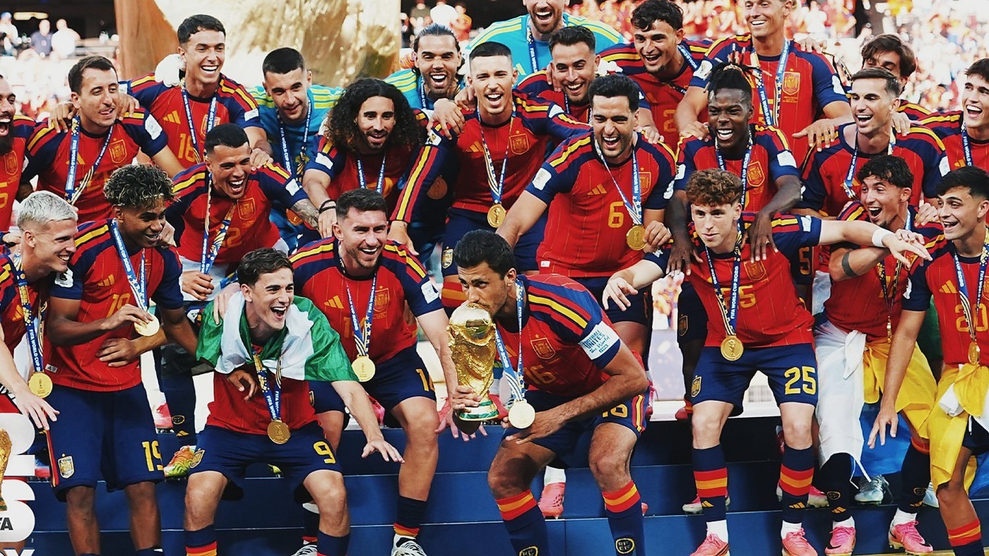 Spain lift the World Cup trophy